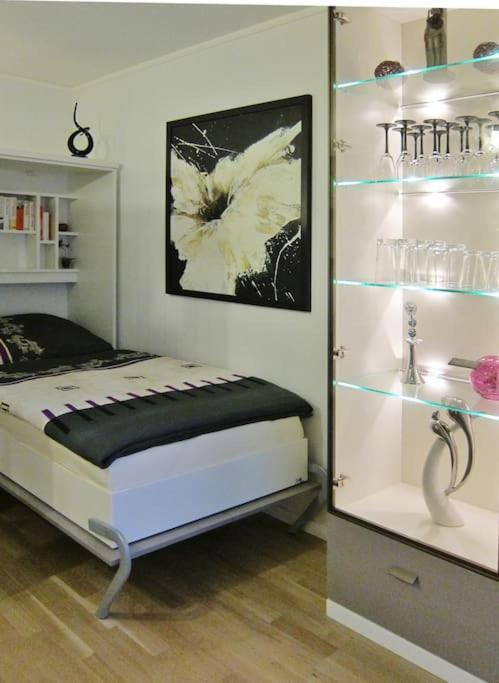 Modernes 1 Zimmer Luxusappartement Kleiner Roland Mit Parkplatz Und Balkon In Bremen Naehe Zentrum المظهر الخارجي الصورة