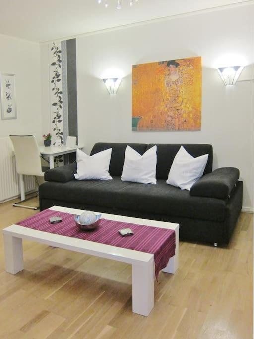 Modernes 1 Zimmer Luxusappartement Kleiner Roland Mit Parkplatz Und Balkon In Bremen Naehe Zentrum المظهر الخارجي الصورة