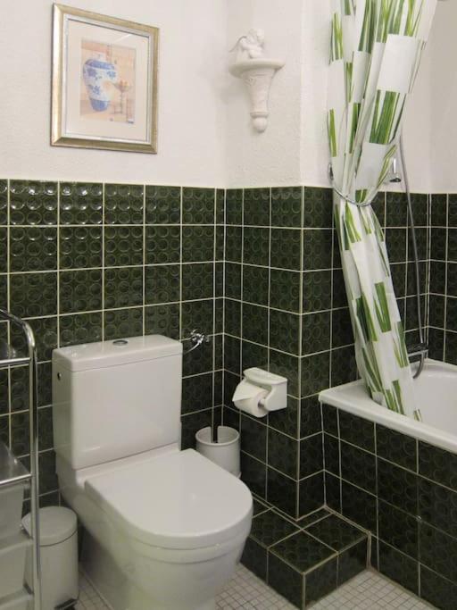 Modernes 1 Zimmer Luxusappartement Kleiner Roland Mit Parkplatz Und Balkon In Bremen Naehe Zentrum المظهر الخارجي الصورة