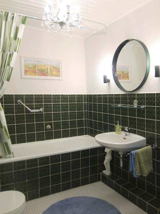 Modernes 1 Zimmer Luxusappartement Kleiner Roland Mit Parkplatz Und Balkon In Bremen Naehe Zentrum المظهر الخارجي الصورة