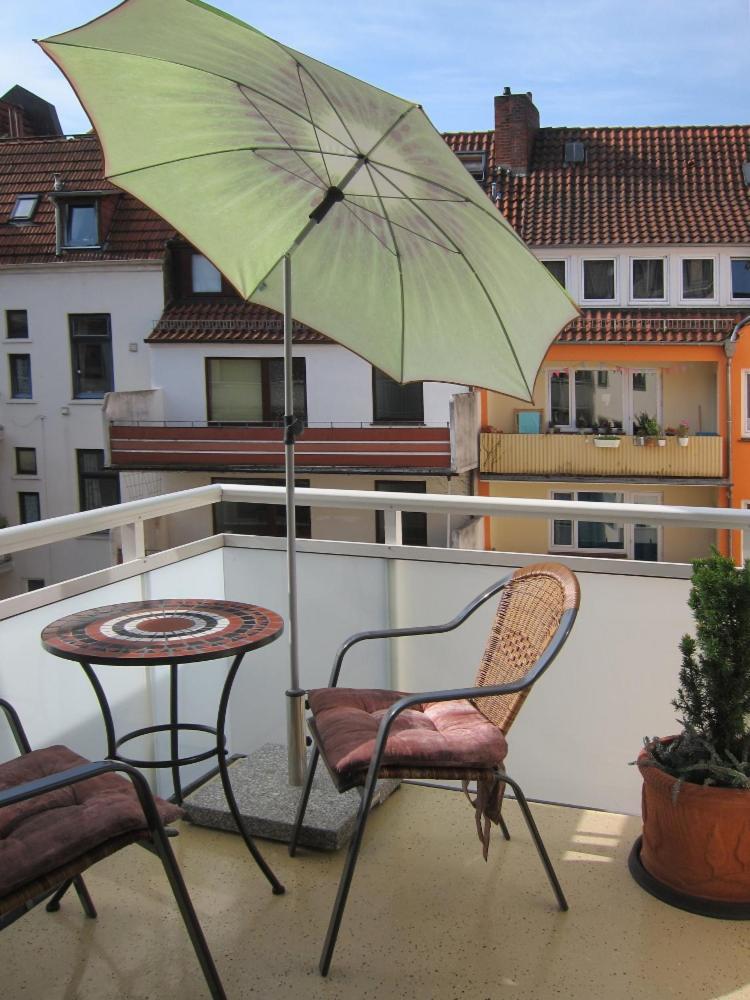 Modernes 1 Zimmer Luxusappartement Kleiner Roland Mit Parkplatz Und Balkon In Bremen Naehe Zentrum المظهر الخارجي الصورة