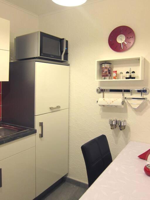 Modernes 1 Zimmer Luxusappartement Kleiner Roland Mit Parkplatz Und Balkon In Bremen Naehe Zentrum المظهر الخارجي الصورة